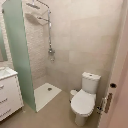 Guest House *